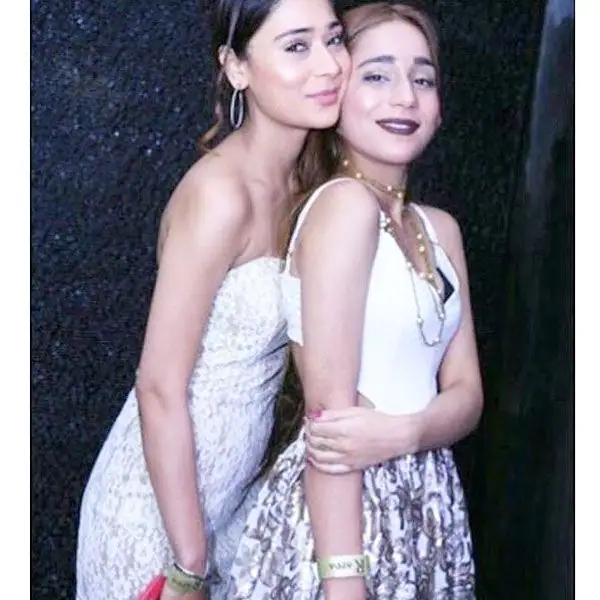 Sara Khan - Arya Khan