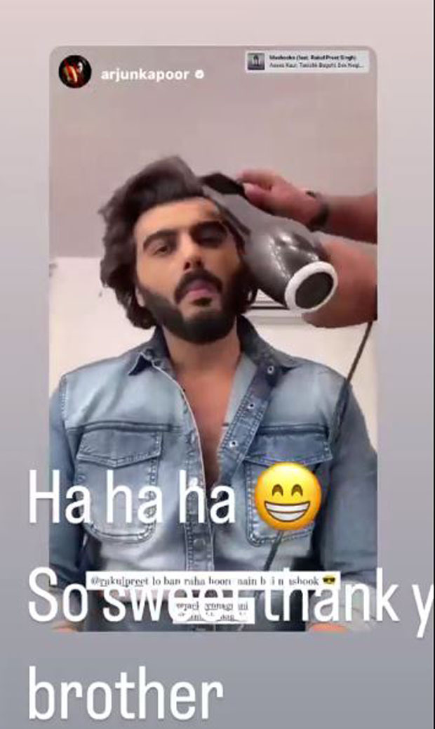 Arjun Kapoor recreates the Rakul Preet Singh song 'Mashooka' in his vanity van;  Jackky Bhagnani responds 