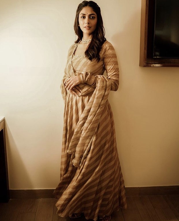 Mrunal Thakur is a sight to behold in beautiful brown anarkali worth Rs.  26K while she is Sita Ramam .  promote