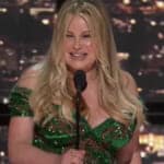 Jennifer Coolidge Wins Her First Emmy, Gets Hooted, and Turns Playoff Music Into a Dance Party (Video)