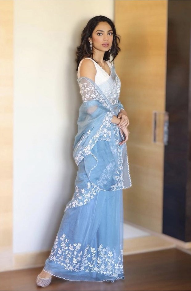 Sobhita Dhulipala looks elegant in this be