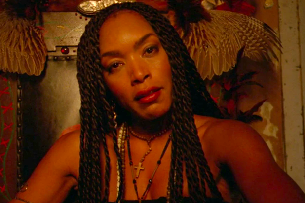 Angela Bassett American Horror Story Angela Bassett American Horror Story
